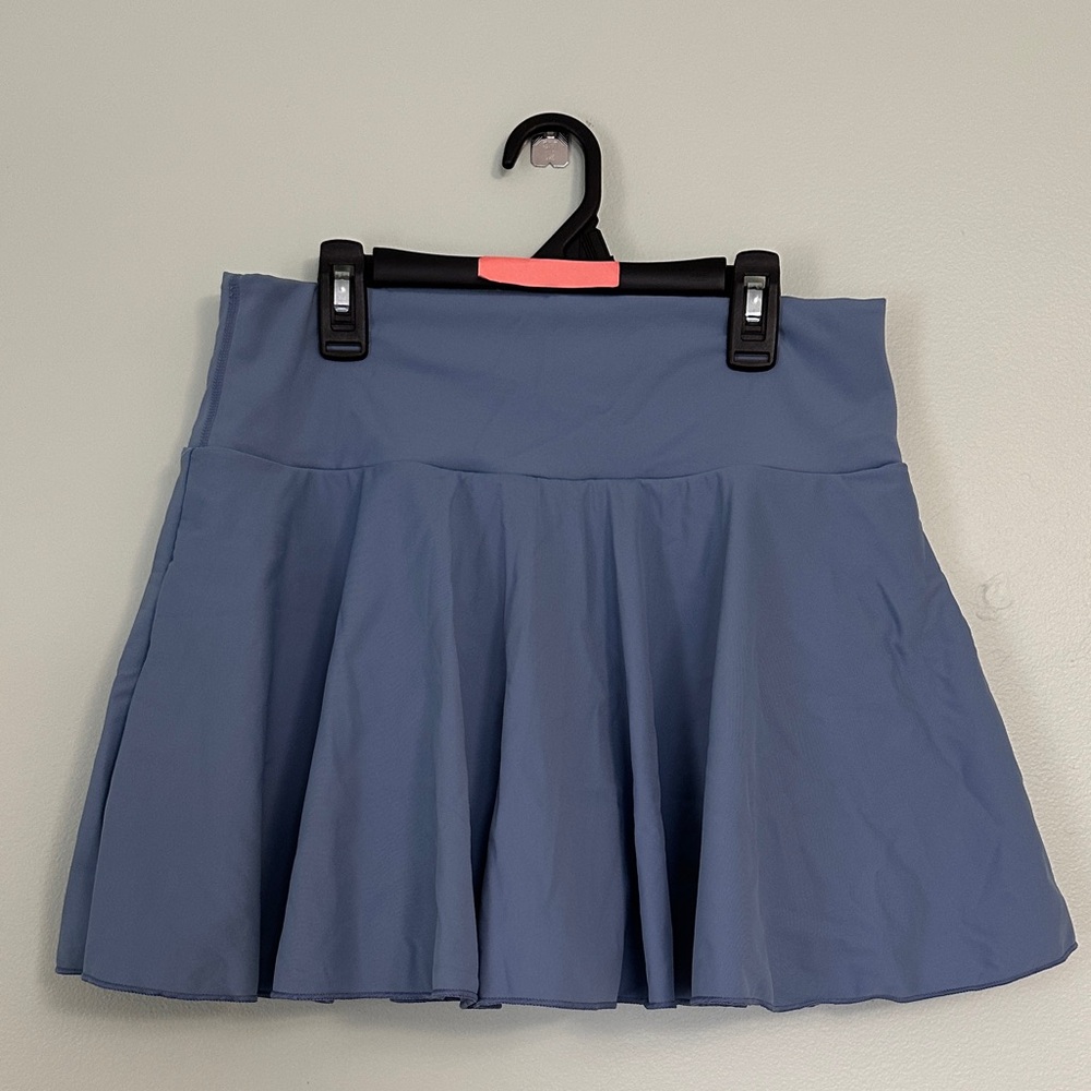 HALARA Everyday SoftlyZero Airy 2-in-1 Cool Touch Tennis Skort in Endless Sky